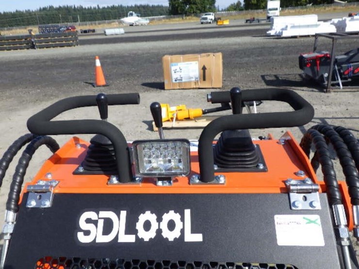 2026-sdlool-36c-skid-steer-tracked-loader-image-11