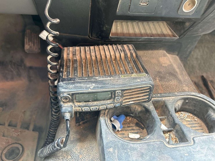 2021-ford-f450-image-19