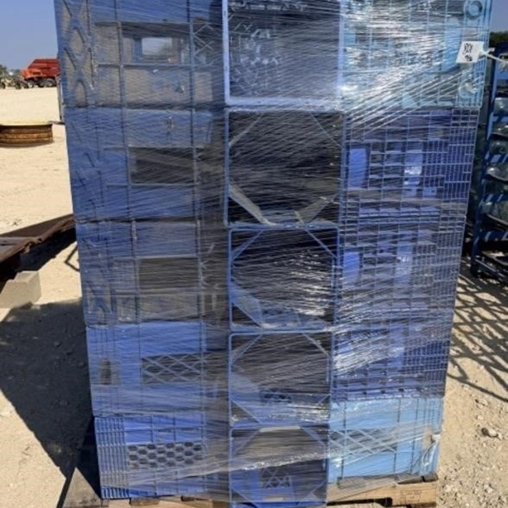 L3 - Stackable Crates