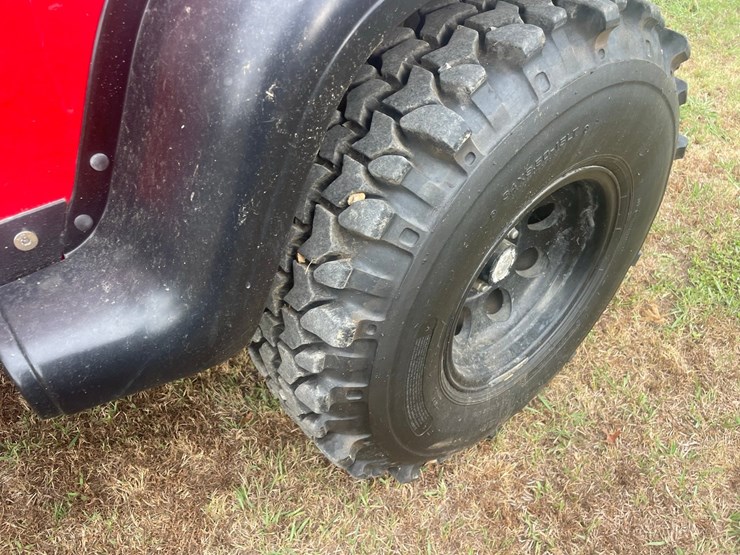 1993-jeep-wrangler-image-14