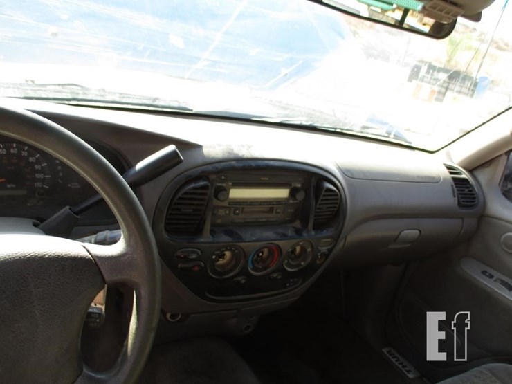 2003-toyota-tundra-image-8