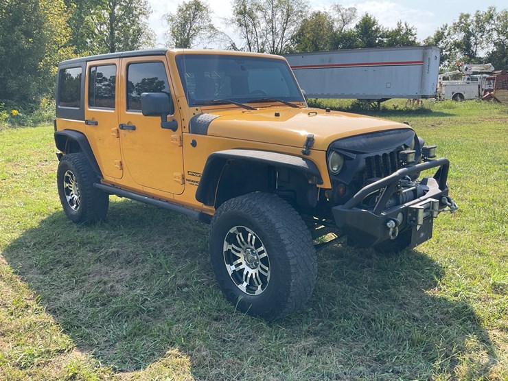 2012-jeep-wrangler-image-3