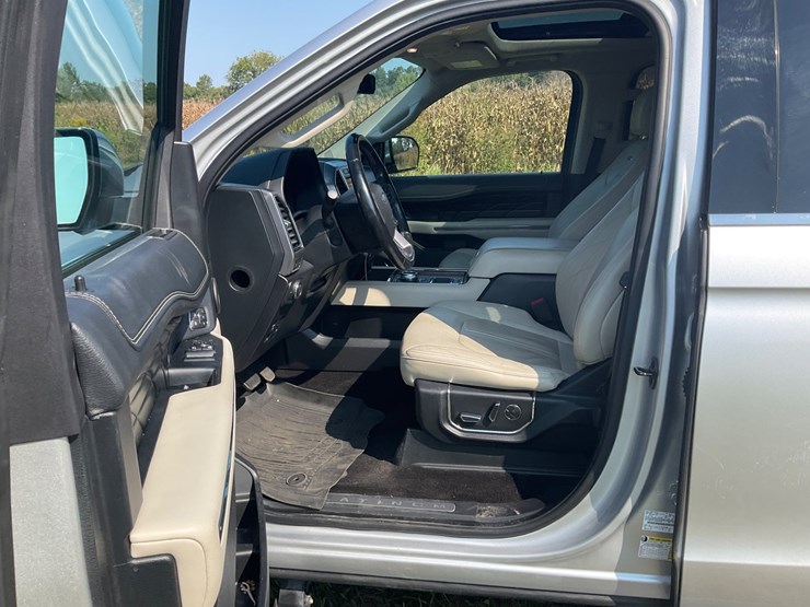 2018-ford-expedition-image-16