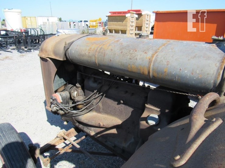 fordson-tractor-76934-image-8