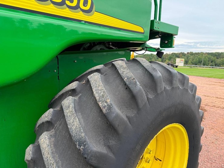john-deere-9550-image-10