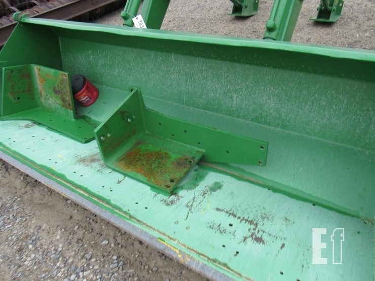 john-deere-146-image-7