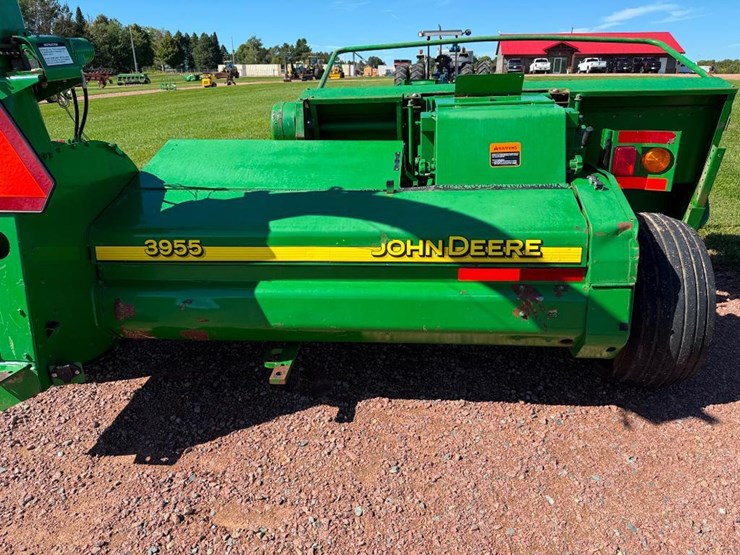 john-deere-3955-image-13