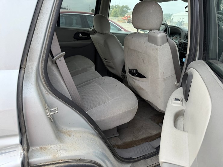 2007-chevrolet-trailblazer-image-21
