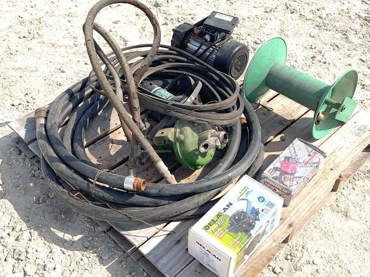 group-of-pumps,-hoses-&-hose-reel-image-1