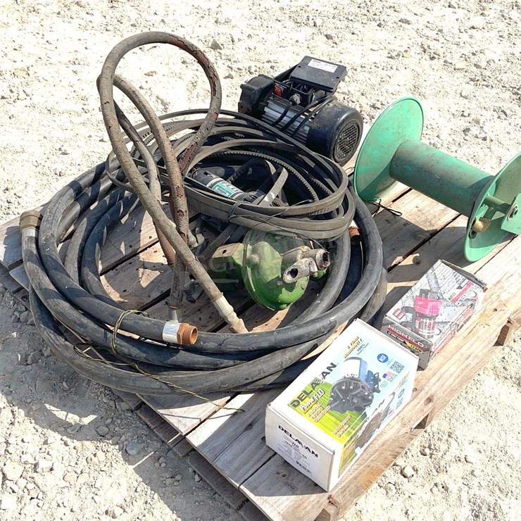 Group of pumps, hoses & hose reel