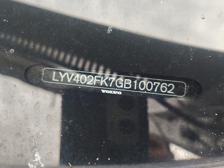 2016-volvo-s60-runs/moves-t5-drive--image-10