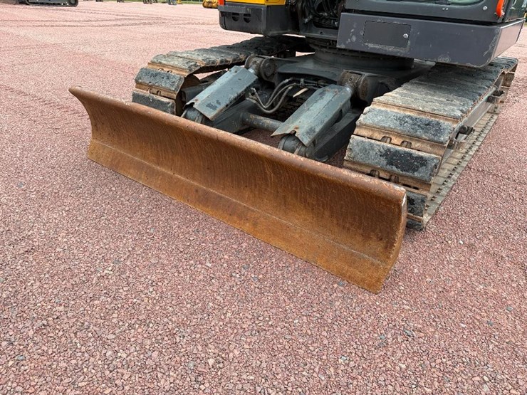 volvo-ecr145el-image-21