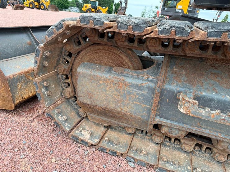 volvo-ecr145el-image-10