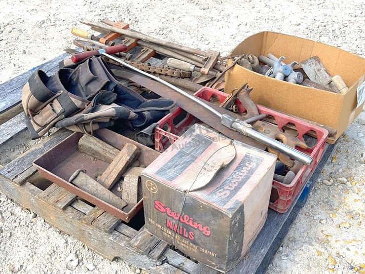 group-of-misc.-tool-items-image-2