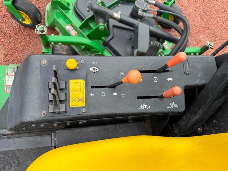john-deere-1600-image-23