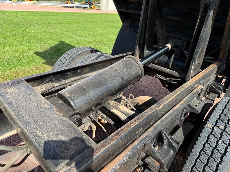 international-durastar-4300-image-62