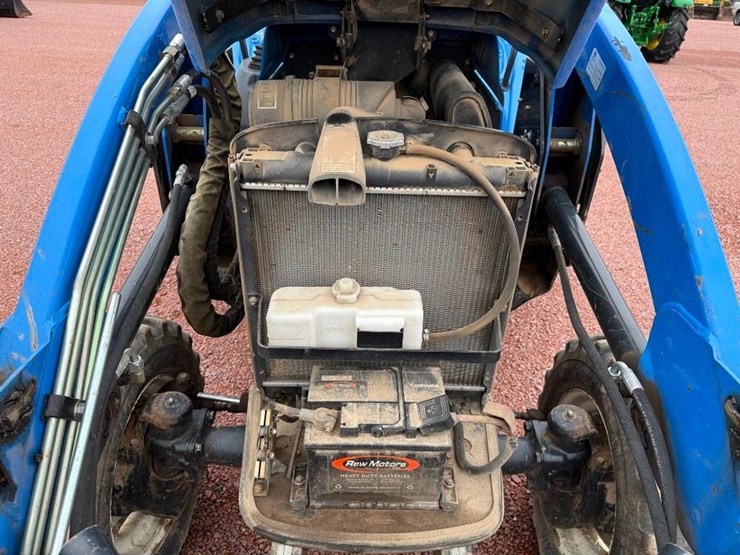 2008-new-holland-250tl-image-34