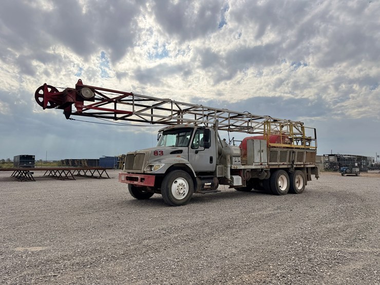 2007-international-workstar-7400-image-3