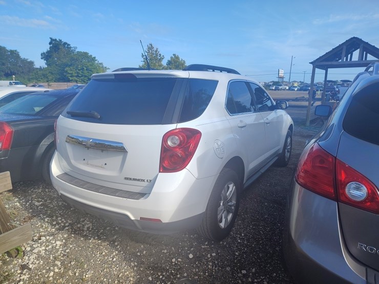 2011-chevrolet-equinox-lt-image-4