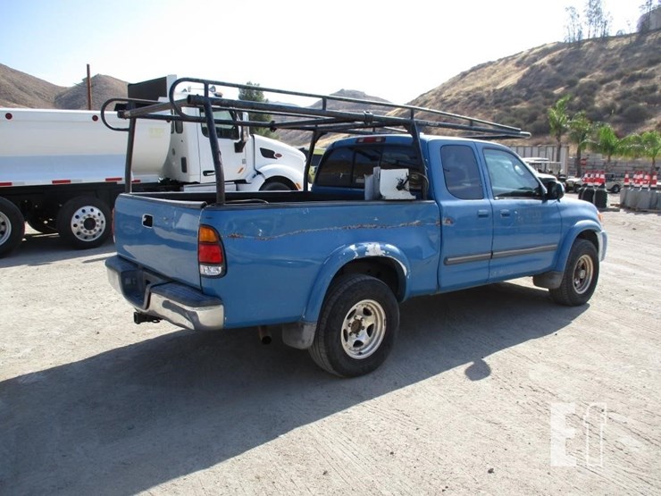 2003-toyota-tundra-image-3