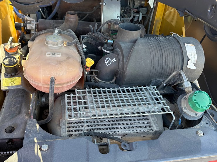 2016-deere-333g-image-10