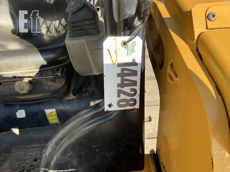 2022-caterpillar-249d3-image-20