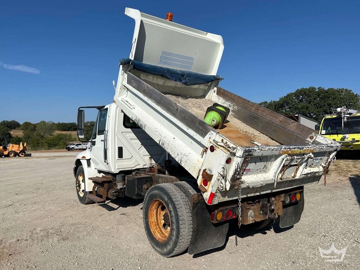 2014-international-durastar-4300-image-2