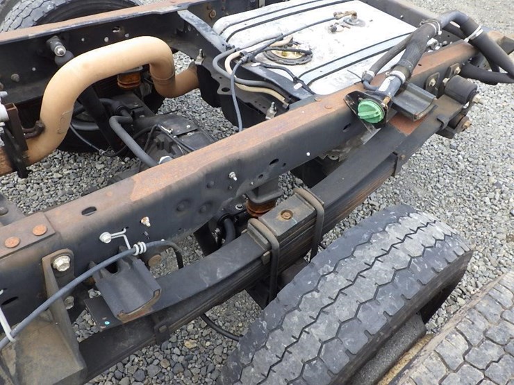 2016-ford-f550-image-18