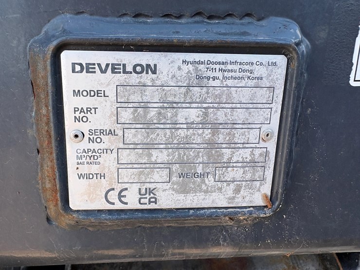 develon-dl320-7-image-9