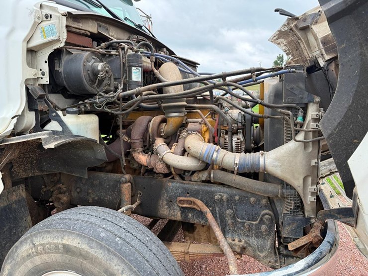 caterpillar-c13-image-46