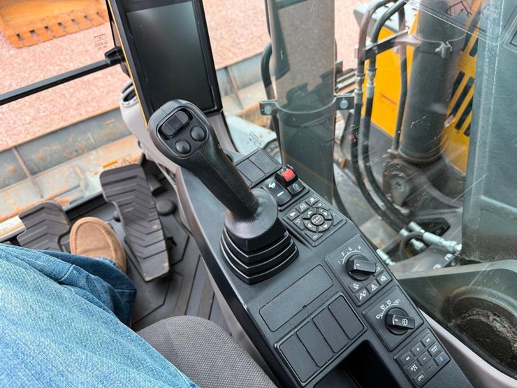 volvo-ecr145el-image-62