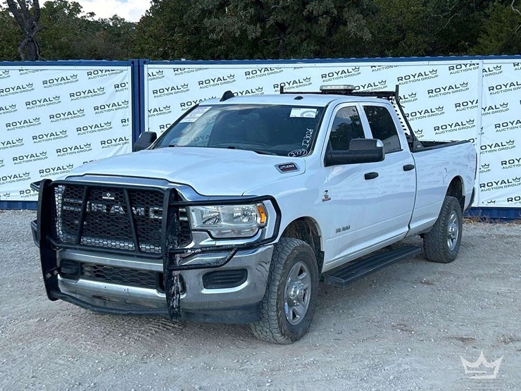 2022-dodge-2500-image-1