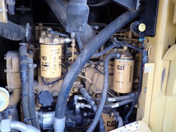 2011-caterpillar-930h-image-14