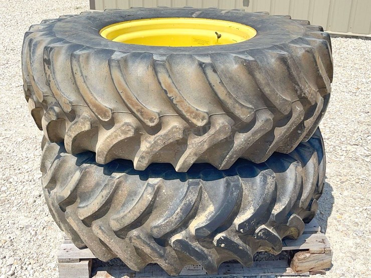 pair-of-jd-combine-rear-wheels-&-tires-image-1