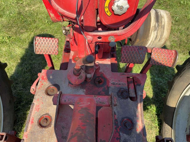 farmall-h-image-27