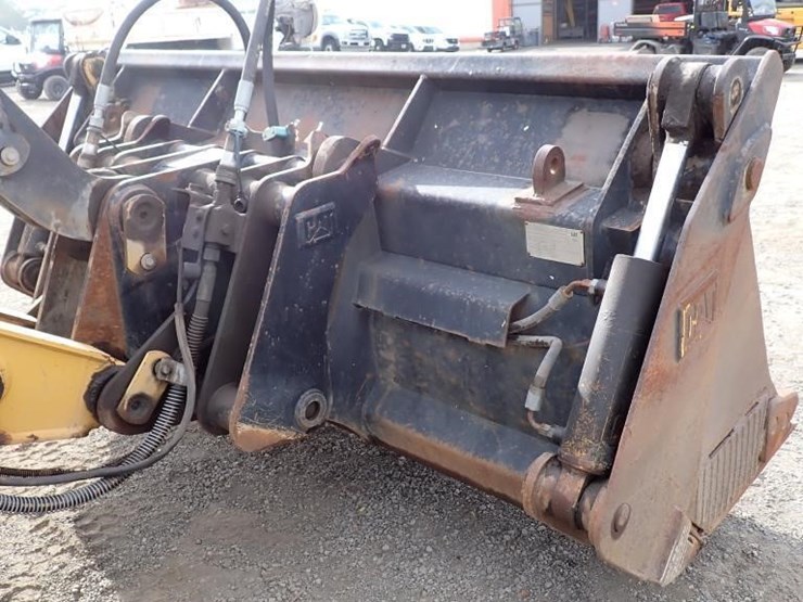 2011-caterpillar-930h-image-9