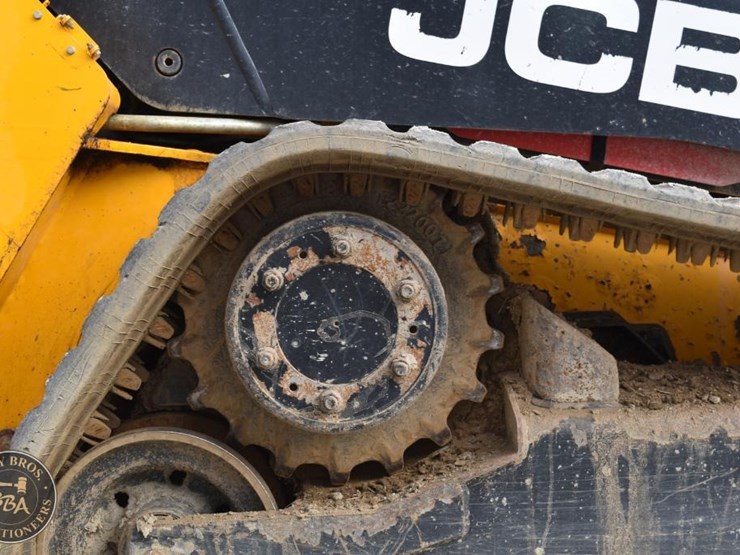 2021-jcb-270t-image-30