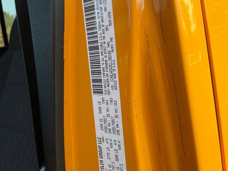 2012-jeep-wrangler-image-17