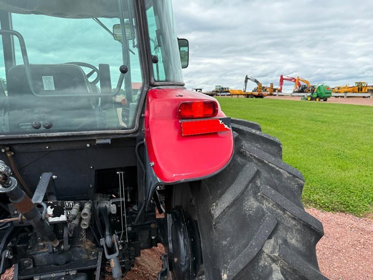 case-ih-farmall-95-image-21