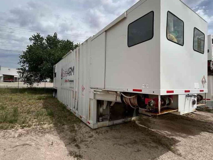 2019-safe-arm-pilot-thomas-logistics-t/a-dual-fuel-wall-fuel-station-image-4