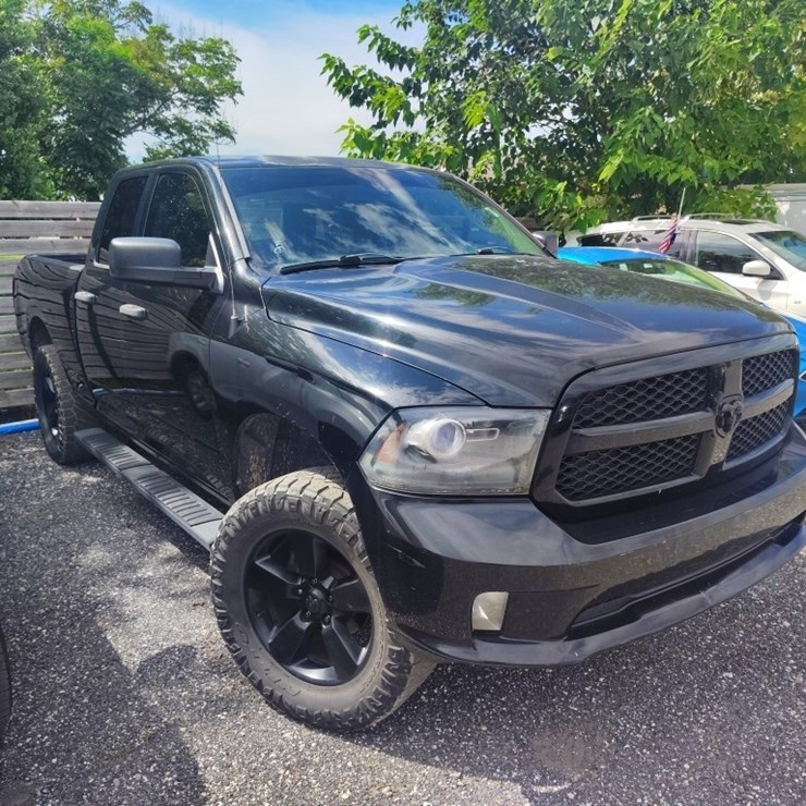 2015 DODGE 1500