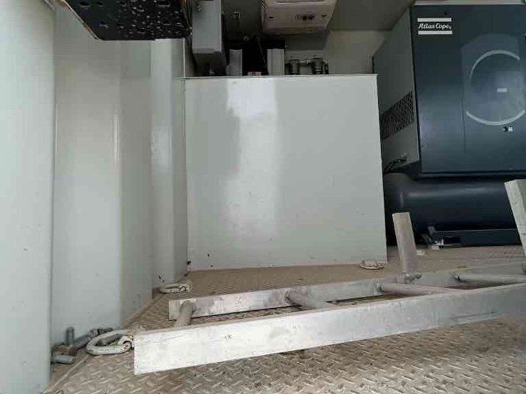 2014-safe-arm-pilot-thomas-logistics-t/a-dual-fuel-wall-fuel-station-image-25