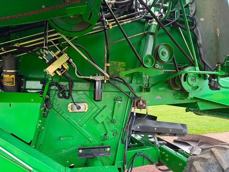 john-deere-9550-image-37
