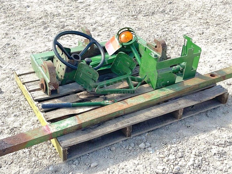 group-of-misc.-jd-tractor-parts-image-1