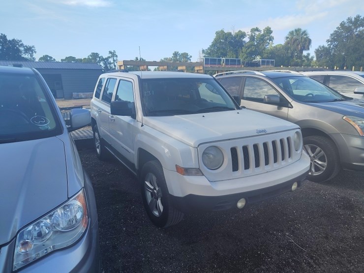 2014-jeep-patriot-image-1