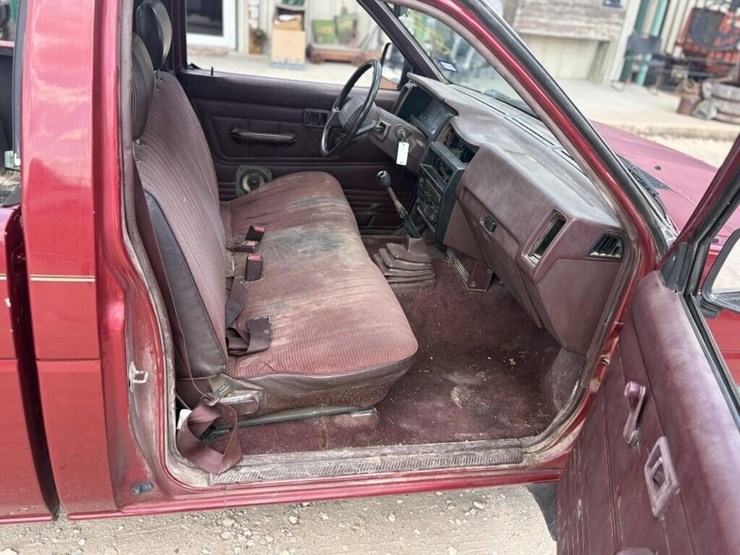 l1---1991-nissan-2-door-2wd-image-14