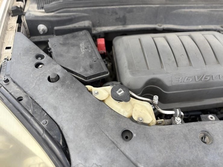 2008-gmc-acadia-image-25