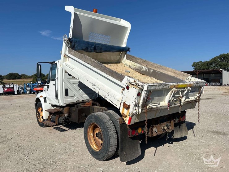 2014-international-durastar-4300-image-2