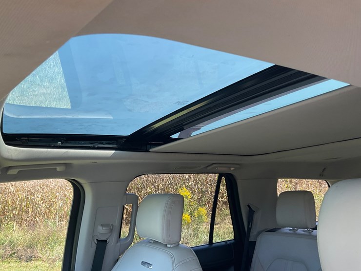 2018-ford-expedition-image-17