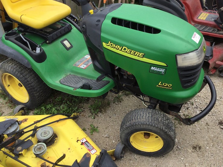 john-deere-l120-image-1